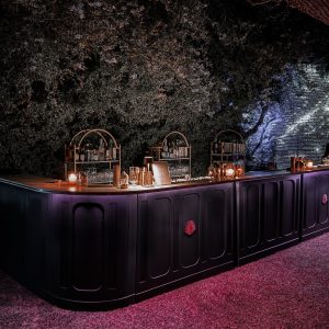 quadruple-bar-corners